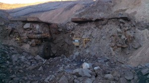 Bad_Day_at_Mining_Site_10022013